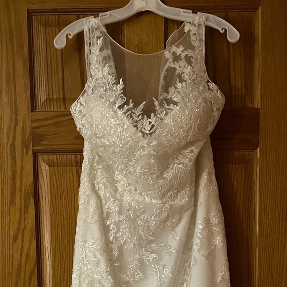 Oleg Cassini | Dresses | Never Altered Wedding Dress | Poshmark